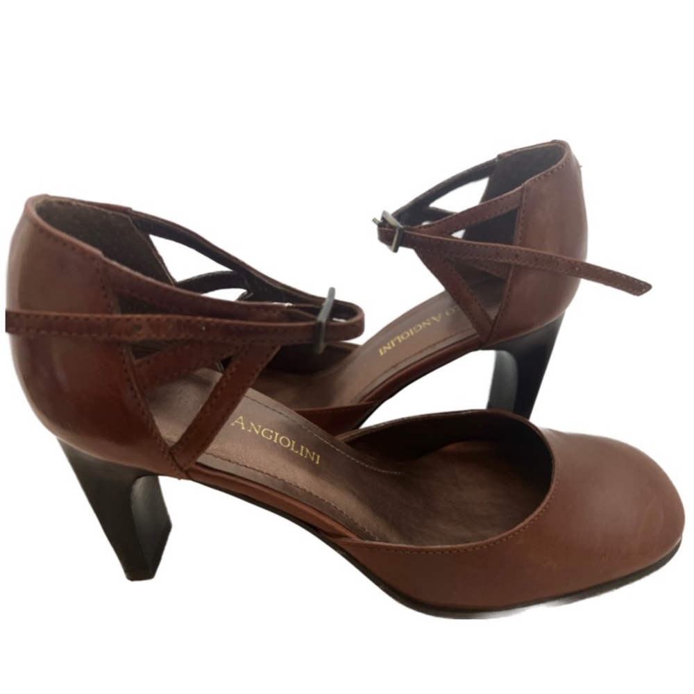 Brown Leather Heels size 6